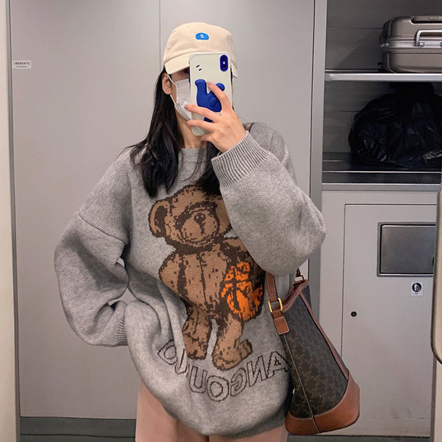 Luźny sweter z dzianiny w stylu Casual dla kobiet z motywem Cartoon niedźwiedź - tanie ubrania i akcesoria