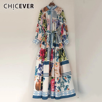 Sukienka CHICEVER z nadrukiem, stójka, długie rękawy, wysoka talia, kolorowe wzory, maxi długość