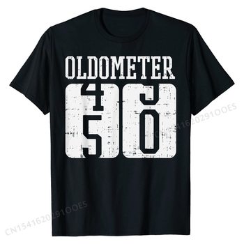 Męska koszulka urodzinowa Oldometer 49-50 Pięćdziesiąt Zabawy z nadrukiem dostępna w najnowszym designie