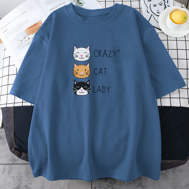Koszulka damska z nadrukiem trzech uroczych kotów w różnych kolorach, retro styl prostota (O-Neck) - tanie ubrania i akcesoria