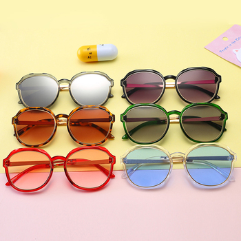 Okulary przeciwsłoneczne dla dzieci 3-9 lat z metalowymi nóżkami, ochrona UV400, chłopcy i dziewczęta, modny, vintage design (n337)