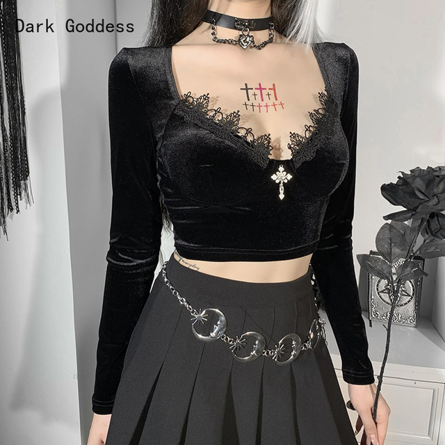 Aksamitna goth vintage jesienią - cieliste koszulki damskie z czarnymi koronkowymi wykończeniami - tanie ubrania i akcesoria