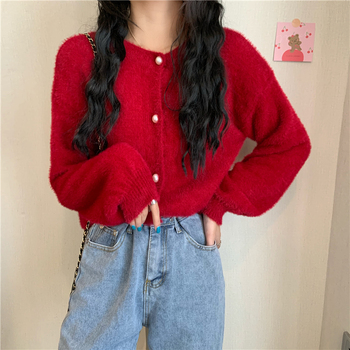 Sweter z sztucznego futra z norek w kolorze czerwonym Lucyever Vintage - wiosna 2021