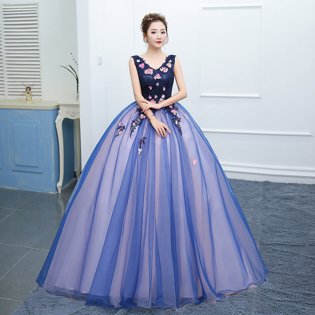 Eleganckie sukienki Quinceanera bez rękawów z klasycznym dekoltem w serek i kwiatowym wzorem - tanie ubrania i akcesoria