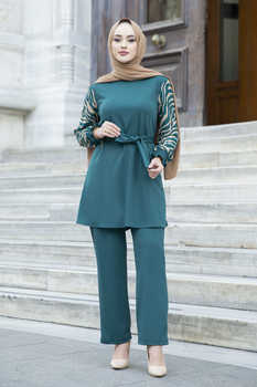 Skromny podwójny zestaw islamskiej odzieży Abayas dla kobiet - Memba Gardenia