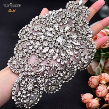 Aplikacja epolek na suknię ślubną SP01 Bridal Topqueen - duże łaty dekoltu z koralikami i strasem dla kobiet