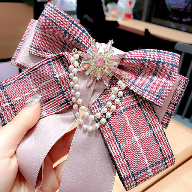 Plaidowa muszka w kolorze różowym dla kobiet, wykonana z koreańskiej tkaniny, ozdobiona perłowymi szpilkami i strassami - stylowy dodatek dla eleganckich pań - tanie ubrania i akcesoria