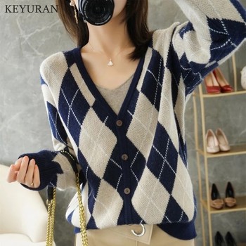 Dziergany sweter damski w kratę Color Block Argyle V Neck