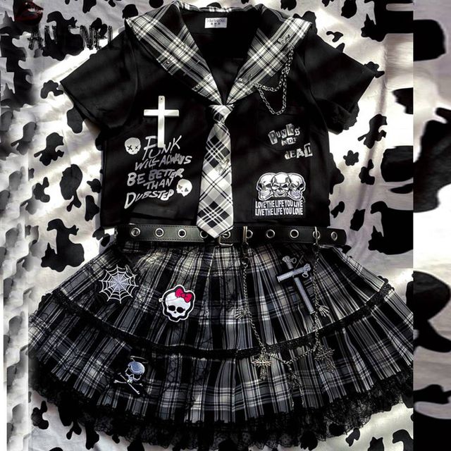 Punkowy zestaw garsonki w stylu Harajuku - krótka spódnica z czarnym, marynarskim mundurkiem i topem w gotyckim stylu - tanie ubrania i akcesoria