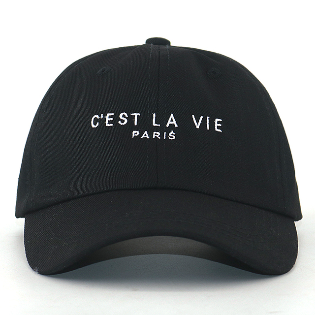 Czapka baseballowa C'EST LA VIE PARIS 100% bawełna, czarna, wyszywane litery - tanie ubrania i akcesoria