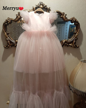 Bufiasta tiulowa sukienka balowa dla dziewczynek w kwiatowe wzory z wykończeniem ze złotym glitterem i kokardką - Sukienki dla dziewczynek na zabawę, urodziny, Sylwestra