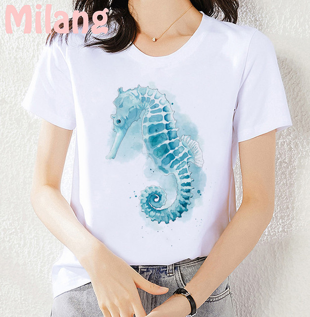 Akwarela z konikiem morskim - Białe damskie T-shirt z krótkim rękawem - tanie ubrania i akcesoria