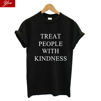 Koszulka damska z nadrukiem 'Traktuj ludzi z życzliwością' krótki rękaw, stylizowana na koszulkę Hipster, oversize w stylu Street
