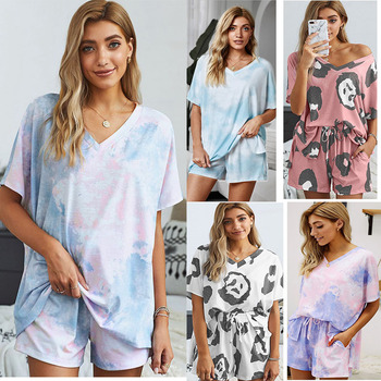 Zestaw damski wiosna 2021 - ubrania domowe tie-dye z krótkim rękawem, luźna góra i szorty v-neck - 2-pc garnitur