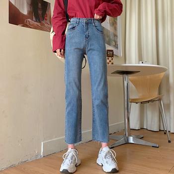 Damskie spodnie jeansowe z wysokim stanem i prostym krojem - Man Burr, krótkie, luźne, przycięte