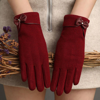 Zamszowe damskie rękawiczki z ekranem dotykowym - pełne palce, ciepłe, z kokardkami, idealne do jazdy na rowerze i samochodzie