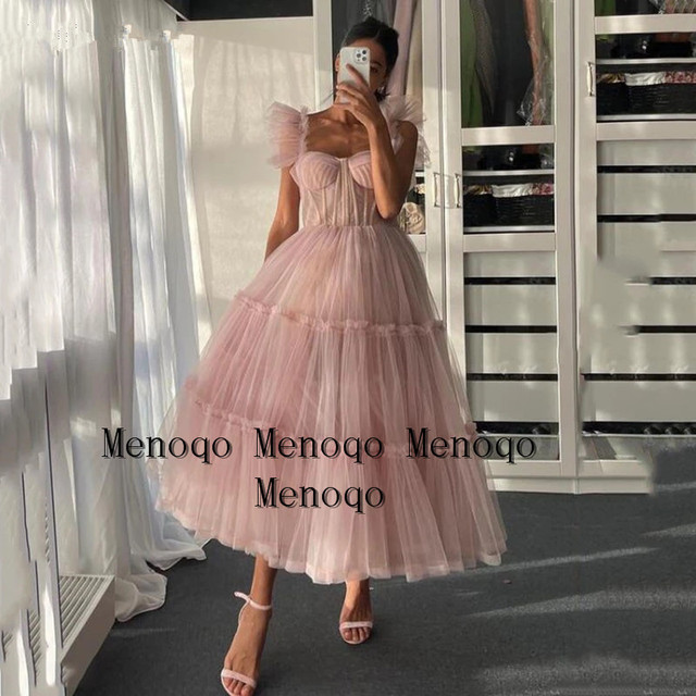 Różowa krótka sukienka balowa 2021, w stylu Off Shoulder, z warstwową spódnicą A-Line i plisowaną spódnicą Tea-Length - tanie ubrania i akcesoria