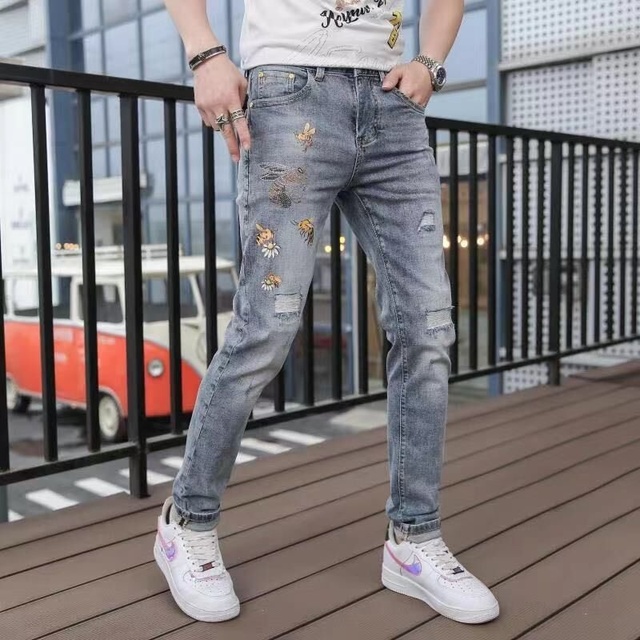 Męskie dżinsy Erkek Kot Pantolon - wiosenny, nowy model o fasonie obcisłych spodni, ozdobiony delikatnym, diamentowym wzorem - tanie ubrania i akcesoria