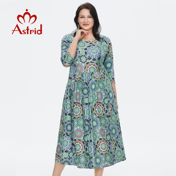 Astrid letnia sukienka plus-size, luźny fason Boho Casual z kwiatowym wzorem, długa zielona jedwabna sukienka z naszyjnikiem