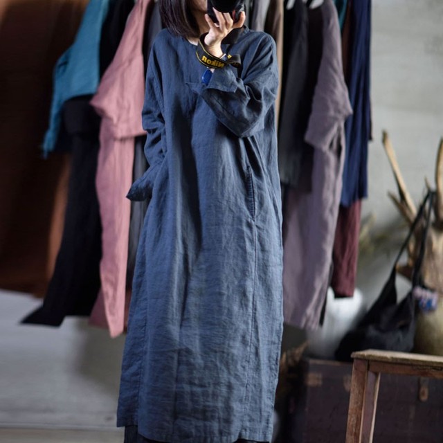 Johnature damska sukienka jesiennej kolekcji z długim rękawem i wygodnym O-neck, wykonana z wysokiej jakości bawełny. Luźny fason w trzech kolorach z praktycznymi kieszeniami. (Brak wartościowej informacji o roku) - tanie ubrania i akcesoria