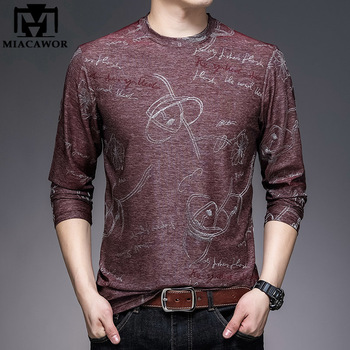 Koszulka męska z nadrukiem, długim rękawem i okrągłym dekoltem - nowa kolekcja casualowych t-shirtów na jesień T1121