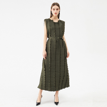 Sukienka wysokiej mody Miyake plisowana, wyszywana koralikami, projektant inspirowany, pasek, Plus Size, estetyczna