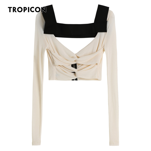 Krótka damska bluzka z długim rękawem, bez pleców i odsłoniętymi ramionami TROPICON jesień 2021 - czarna - tanie ubrania i akcesoria