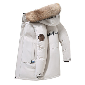 Długa zimowa kurtka mężczyźni z futrzanym kołnierzem - moda parki męskie 2021