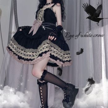 Czarna sukienka Lolita Blackberry Cake - oryginalny design dla codziennych, stylowych i zmysłowych kobiet
