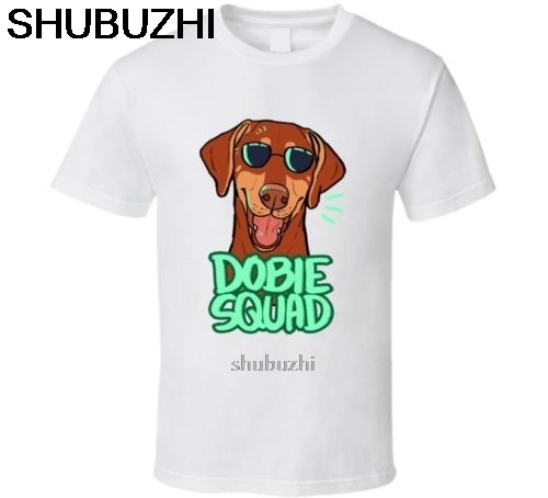 Koszulka męska Doberman Pinscher Cartoon Tee z kreskówkowym psem - modny unisex top - tanie ubrania i akcesoria