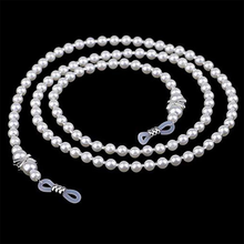 Zroszony łańcuszek do okularów 2021 dla kobiet - perła, eleganckie akcesorium