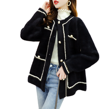 Norka z kaszmiru - jesienno-zimowy sweter płaszcz dla kobiet - biały czarny, luźny fason, o szyi ze sztucznego futra norki - swetry rozpinane
