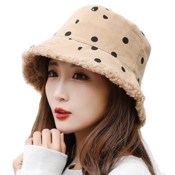 Ciepły kapelusz zimowo-jesienny dla kobiet w kropki z nadrukiem gwiazdy