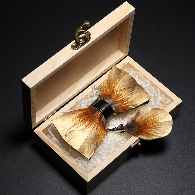 Męska muszka z unikalnym złotym łukiem, naturalnym piórem i ręcznie wykonaną skórzaną broszką w drewnianym pudełku – elegancki prezent ślubny JEMYGIN - tanie ubrania i akcesoria