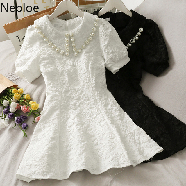 Elegancka biała sukienka z bufkami - Neploe Mini sukienka kobiety z perłami, koreański styl, lato, wysoka talia - tanie ubrania i akcesoria