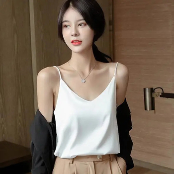 Elegancka bluzka jedwabna z ramiączkami - kobiece topy na lato w koreańskim stylu