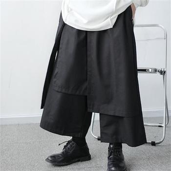 Męskie spodnie z szerokimi nogawkami w nieregularnym wzorze oraz wiosennym i jesiennym designie punkowym - rozmiar XL