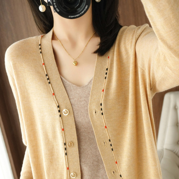 Nowy sweter damski z dekoltem w serek - dopasowane kolory, kaszmirowa moda zimowa
